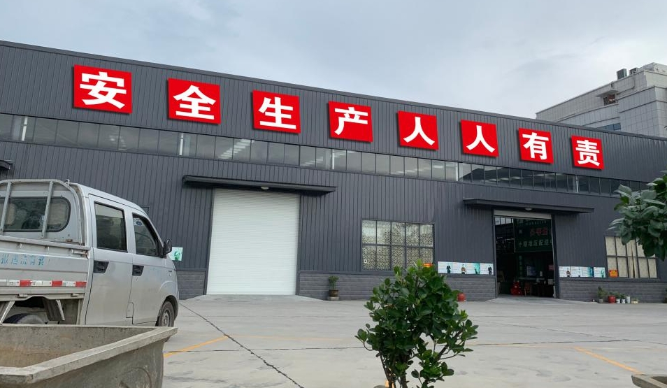 磁致伸縮液位計(jì)：乙烯儲(chǔ)罐液位監(jiān)測(cè)的安全衛(wèi)士